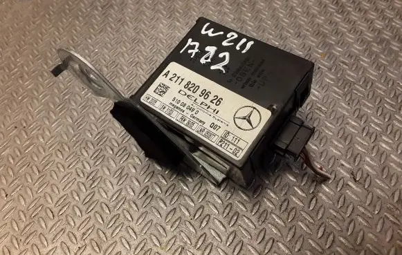 Mercedes-Benz E W211 Alarm control unit/module 2118209626 A2118209626