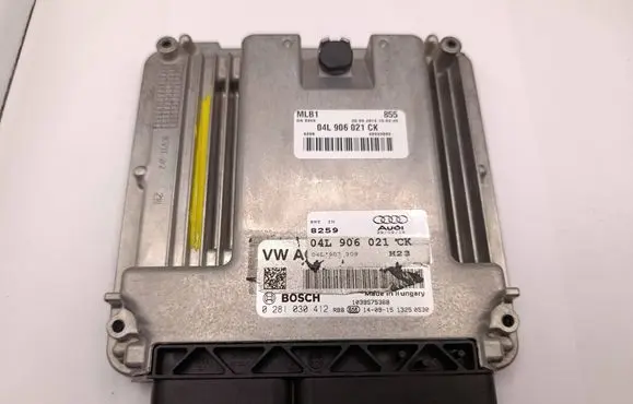 Audi Q5 SQ5 Engine control unit/module 04L906021CK 40223063
