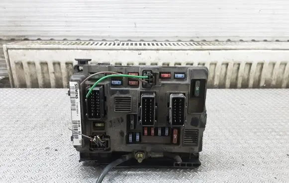 Citroen C5 Fuse module 964349878000