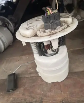 Peugeot 307 Mechanical fuel pump 