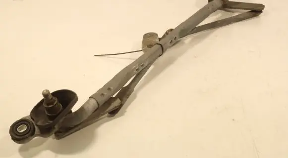 Toyota Prius (XW20) Front wiper linkage 