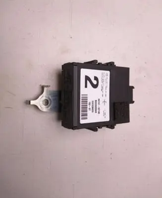 Toyota Auris 150 Door control unit/module 8974102130 G1649