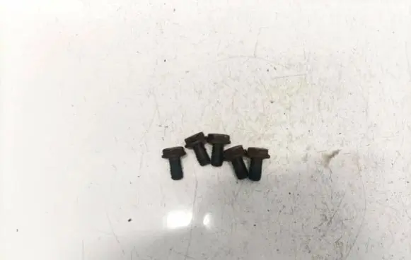 Volkswagen Polo Nuts/bolts 