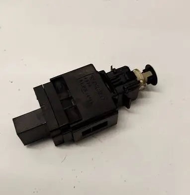 Volvo V70 Brake pedal sensor switch 8622064