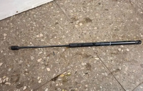 Volvo V60 Tailgate/trunk strut/damper 31395911