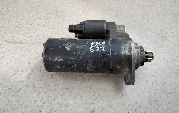Volkswagen Polo III 6N 6N2 6NF Starter motor 085911023A