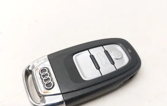 Audi Q5 SQ5 Ignition key/card 