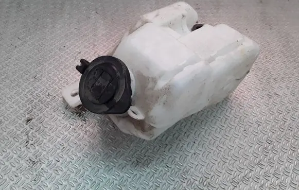 Hyundai H-1, Starex, Satellite Windshield washer fluid reservoir/tank 989104A100