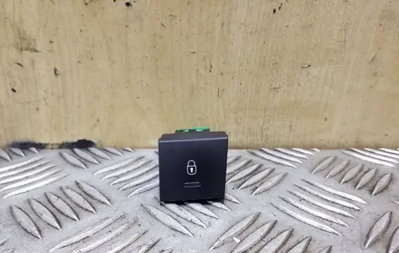 Peugeot 508 Central locking switch button 96661783ZE