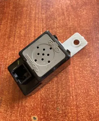 Hyundai ix35 Horn signal 957103K000