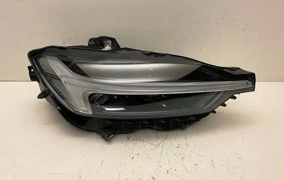 Volvo XC60 Headlight/headlamp 32338979 10607BTARCA 1807221336