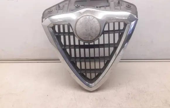 Alfa Romeo 156 Front grill 156017393 B634