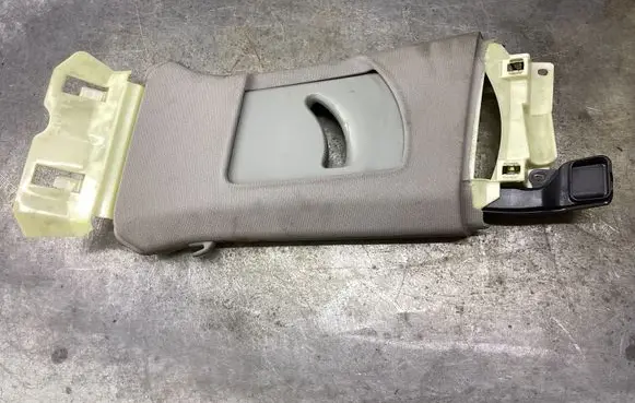 (B) pillar trim (top)
