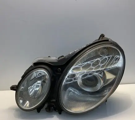 Mercedes-Benz E W211 Headlight/headlamp