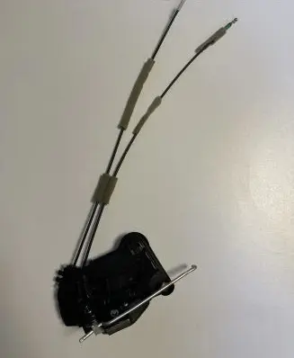 Subaru XV II Front door lock