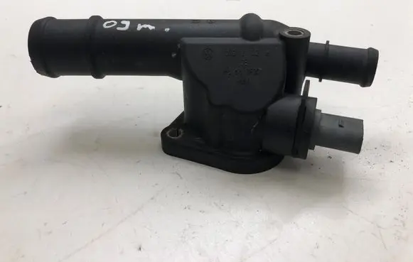 Volkswagen Eos Engine coolant pipe/hose 03G121132B