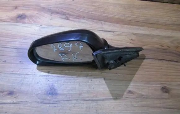 Mazda 626 Front door electric wing mirror e13010519