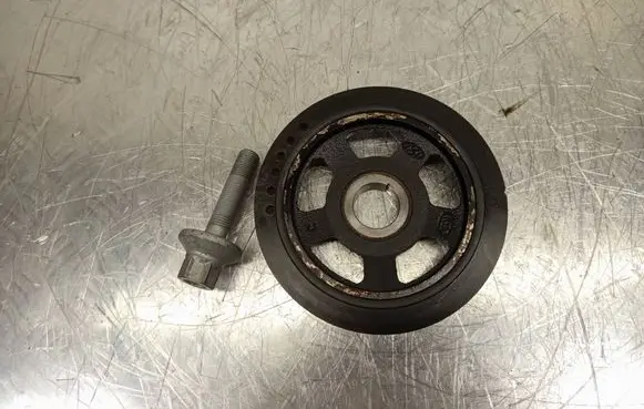 Hyundai ix35 Crankshaft pulley kolopasowe
