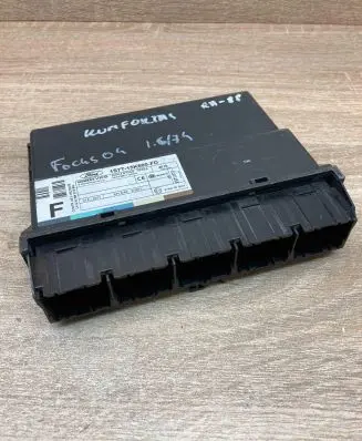 Ford Focus Comfort/convenience module 1S7T15K600FD 5WK48730G
