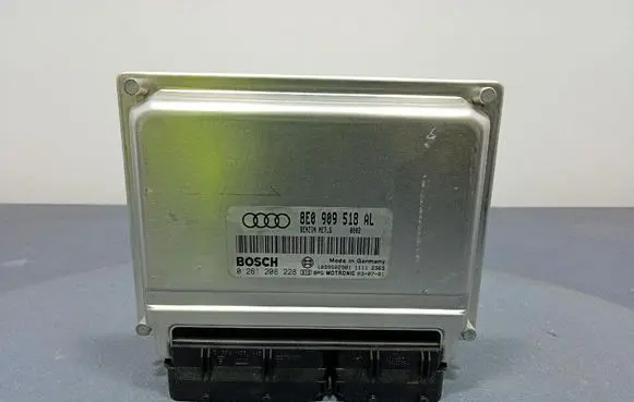 Audi A4 S4 B6 8E 8H Engine control unit/module ECU 8E0909518AL