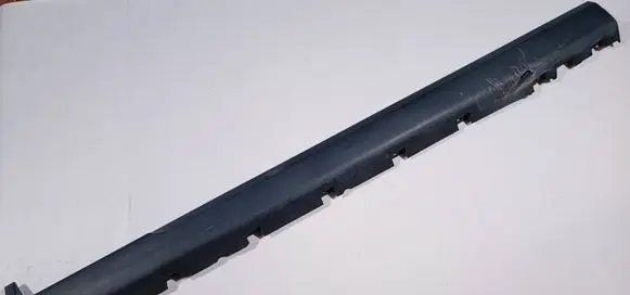 Sill/side skirt trim