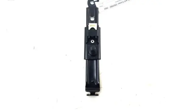 Toyota Land Cruiser (J120) Seat belt height adjuster 7320060030