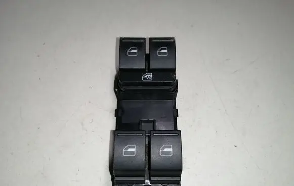 Volkswagen PASSAT B6 Electric window control switch 1K4959857A