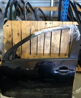 Peugeot 4008 Front door