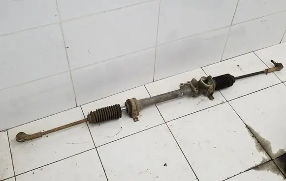 Volkswagen Jetta II Steering rack 357419105