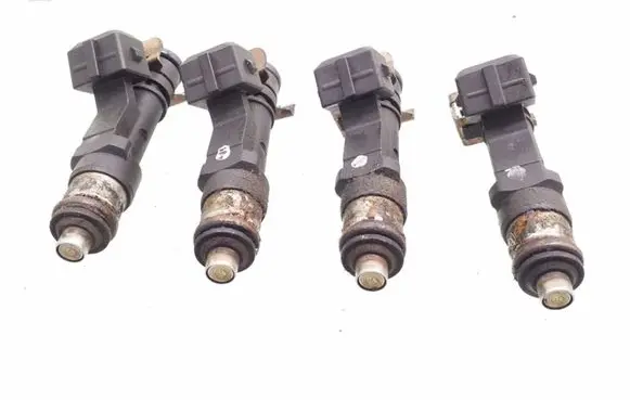 Fuel injectors set