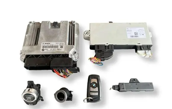 BMW 5 F10 F11 Engine ECU kit and lock set 0281030759 8577764