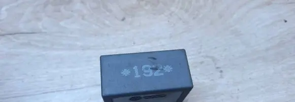 Volkswagen PASSAT B5.5 Other relay 1j0955531