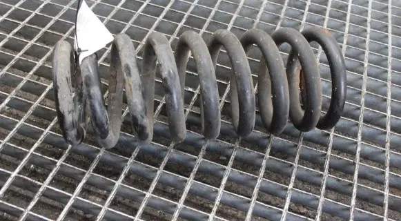 Jaguar XJ X40 Rear coil spring