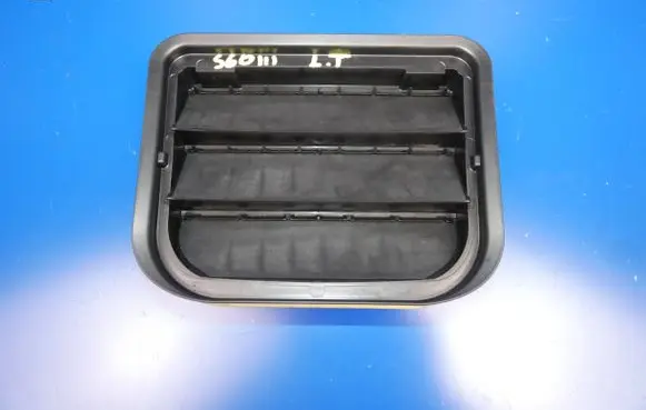Volvo S60 Quarter panel pressure vent 31369380