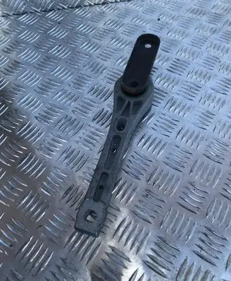 Audi Q3 8U Engine mount vacuum valve 3C0199855M