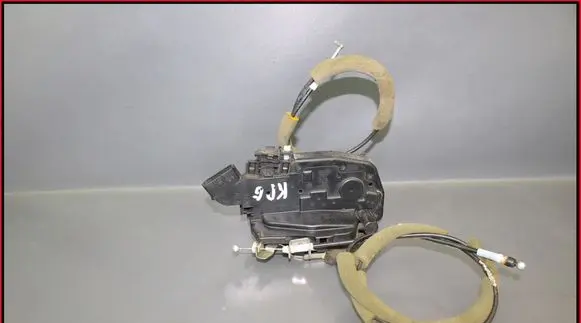 Infiniti FX Rear door lock