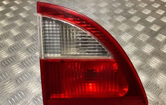 Volkswagen Sharan Tailgate rear/tail lights 7M5945093B 2NR964365016