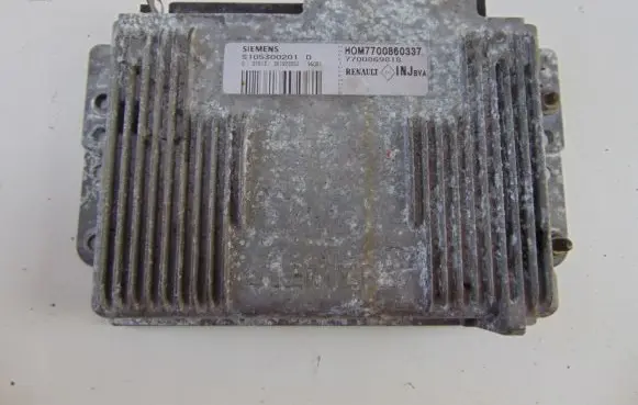Renault Megane I Engine control unit/module 7700860337