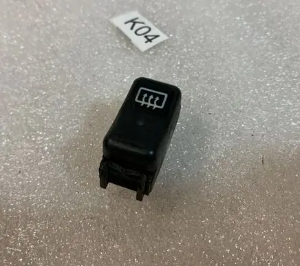 Mercedes-Benz S W140 Windscreen/window heater switch A1408205110
