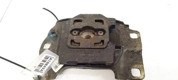 Ford Focus Engine mount bracket V617M121AB V61-7M121AB