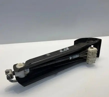 Mercedes-Benz CLS C219 Lift Jack A2115830215 2115830215
