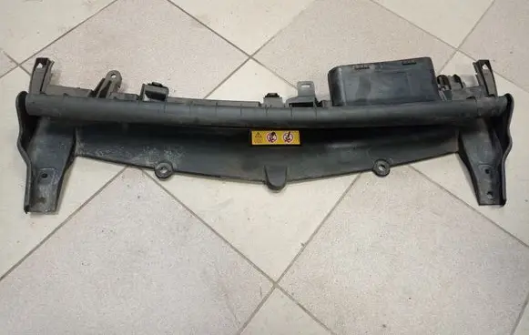 Mercedes-Benz GLC C253 Top upper radiator support slam panel A2535001100 2535001100