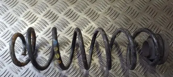 Volkswagen Polo Rear coil spring