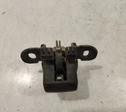 Loading door lock
