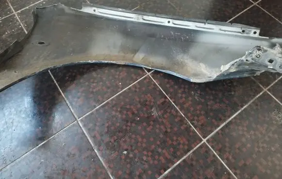 Audi A4 S4 B5 8D Fender
