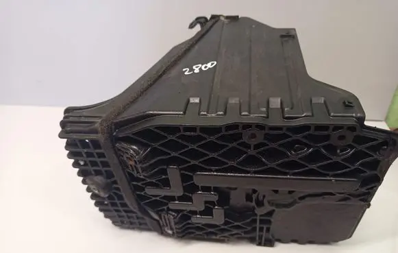 Volvo S60 Battery tray 31299569