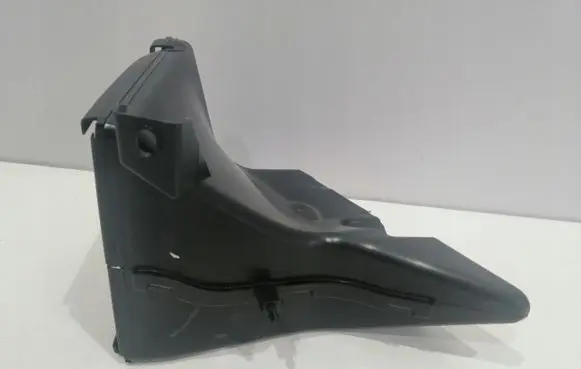 BMW 2 F45 Intercooler air channel guide 