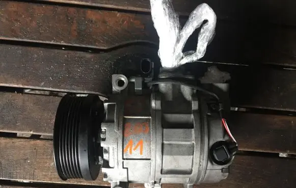 Audi Q7 4L Air conditioning (A/C) compressor (pump)