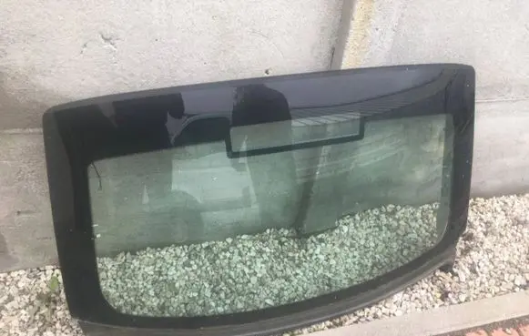 Skoda Superb B6 (3T) Rear windscreen/windshield window 