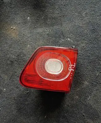 Volkswagen Tiguan Tailgate rear/tail lights 5N0945094C